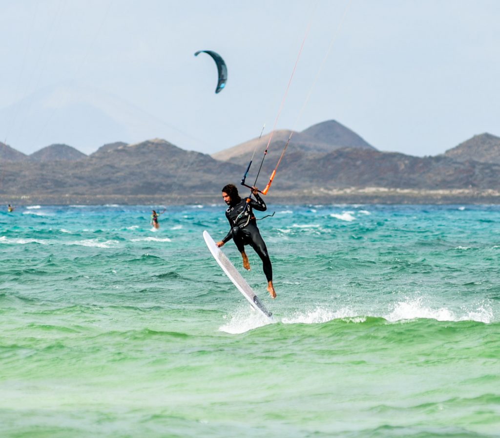 Private Kitesurfing boat Lessons in Fuerteventura